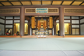 日泰寺山門